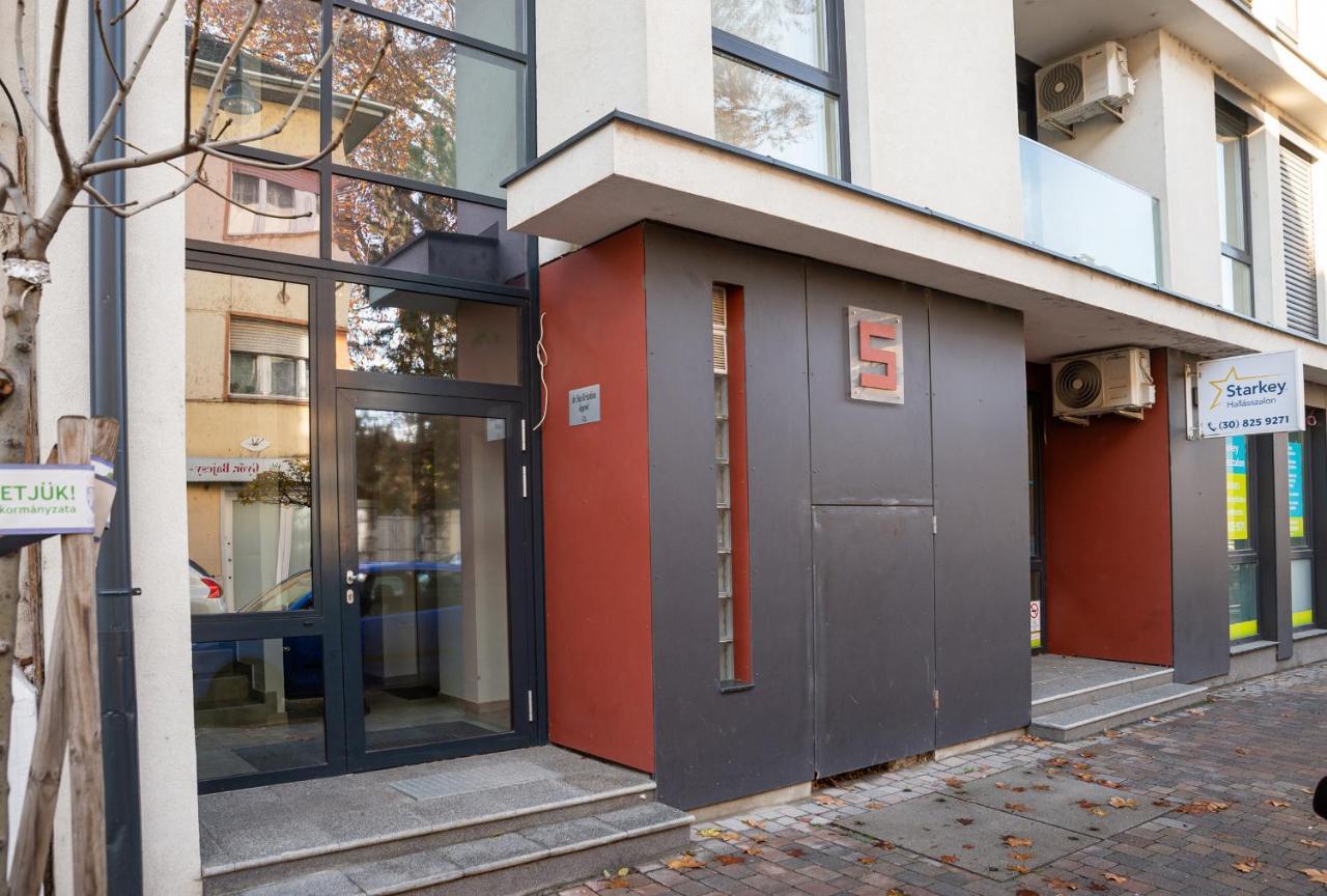 Dream Apartman 1 With Free Parking Győr Buitenkant foto